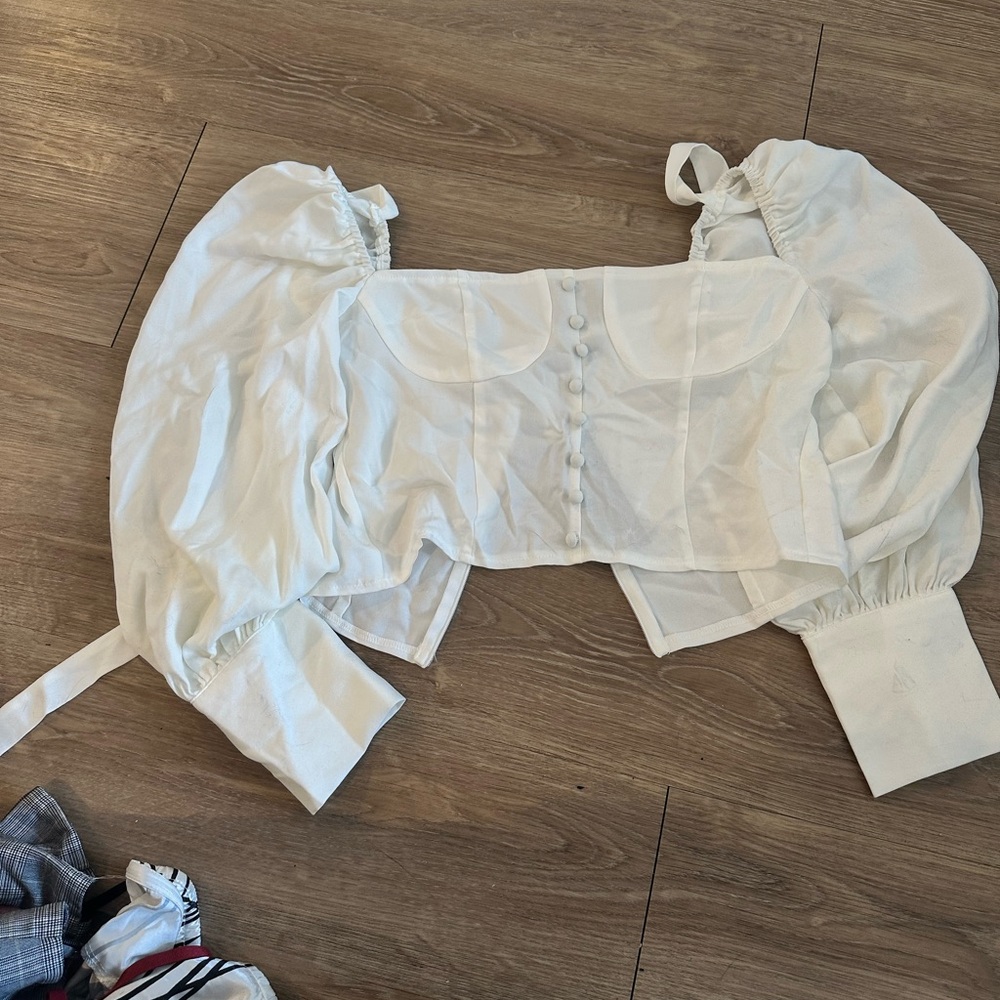 PrettyLittleThing Cream 3/4 Sleeve Bustier Blouse